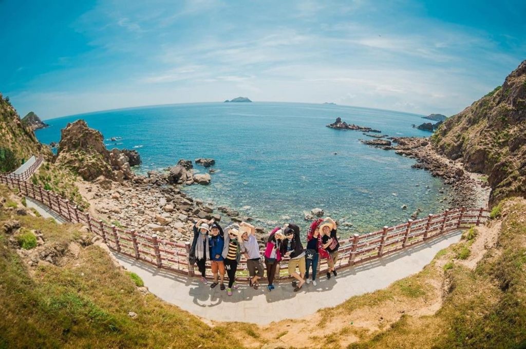Tour du lịch Quy Nhơn 1 ngày gồm những dịch vụ gì?