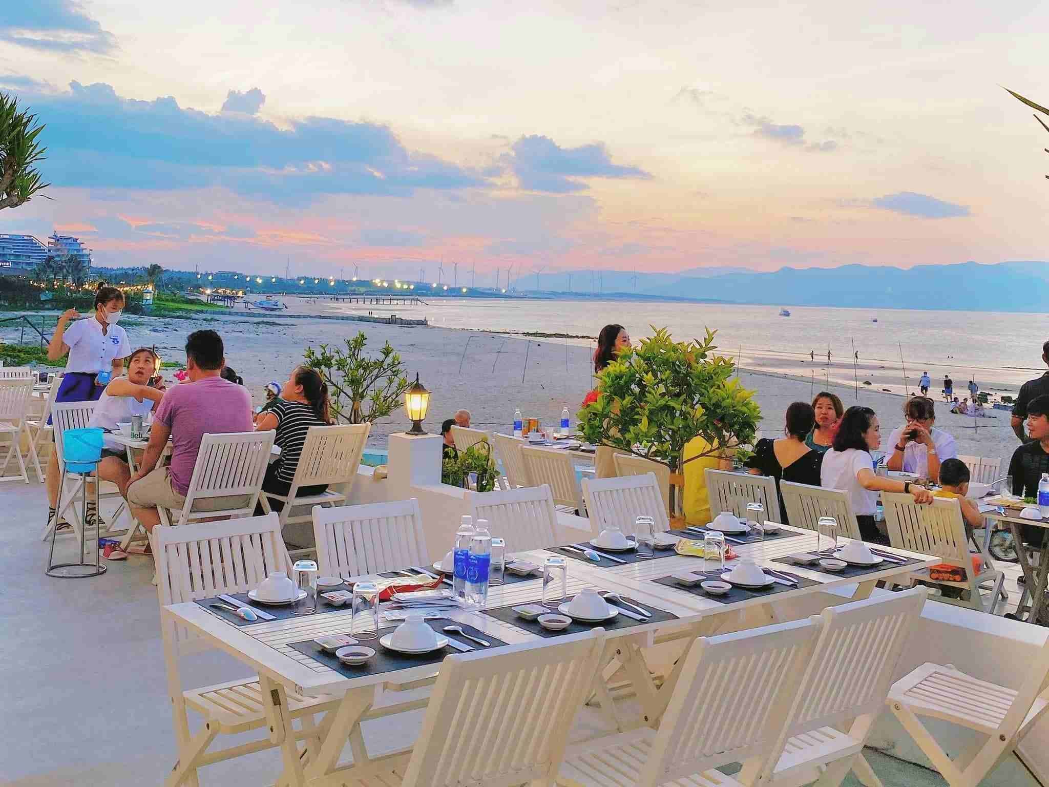 Top 5 nhà hàng hải sản tươi ngon khi du lịch Eo gió Kỳ Co
