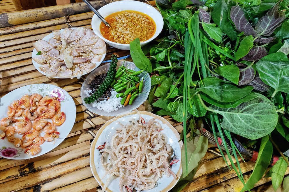 Thưởng thức đặc sản Tây Nguyên